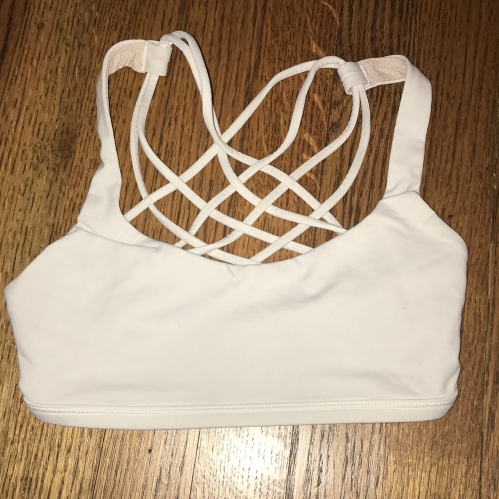 Lululemon sports bra